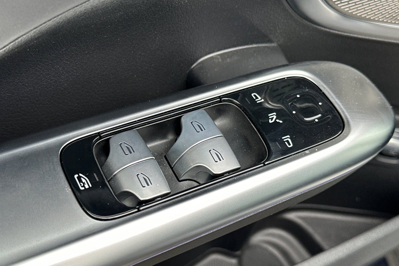 New 2025 Mercedes-Benz C 36 AMG S image 13