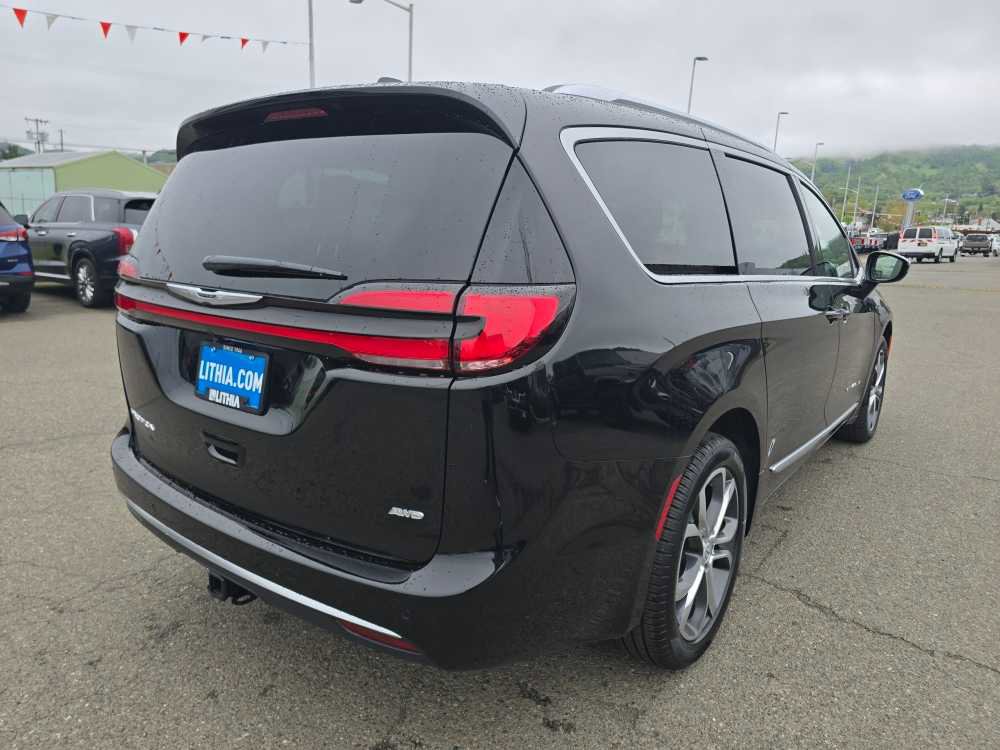 New 2026 Chrysler Pacifica Pinnacle AWD/4WD image 5