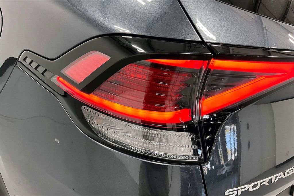 Used 2024 Kia Sportage EX image 38
