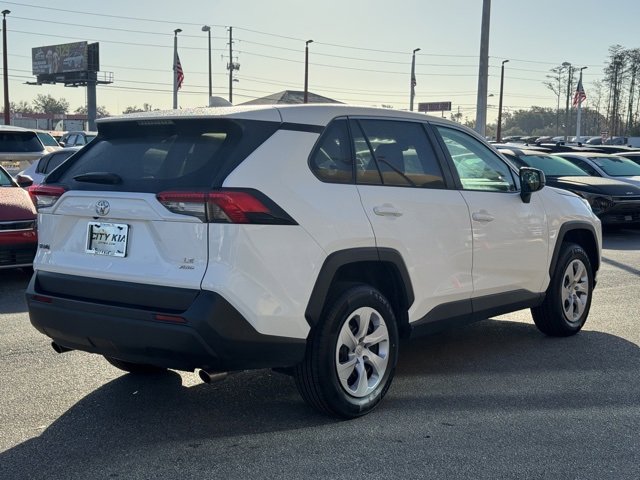 Used 2024 Toyota RAV4 LE image 5