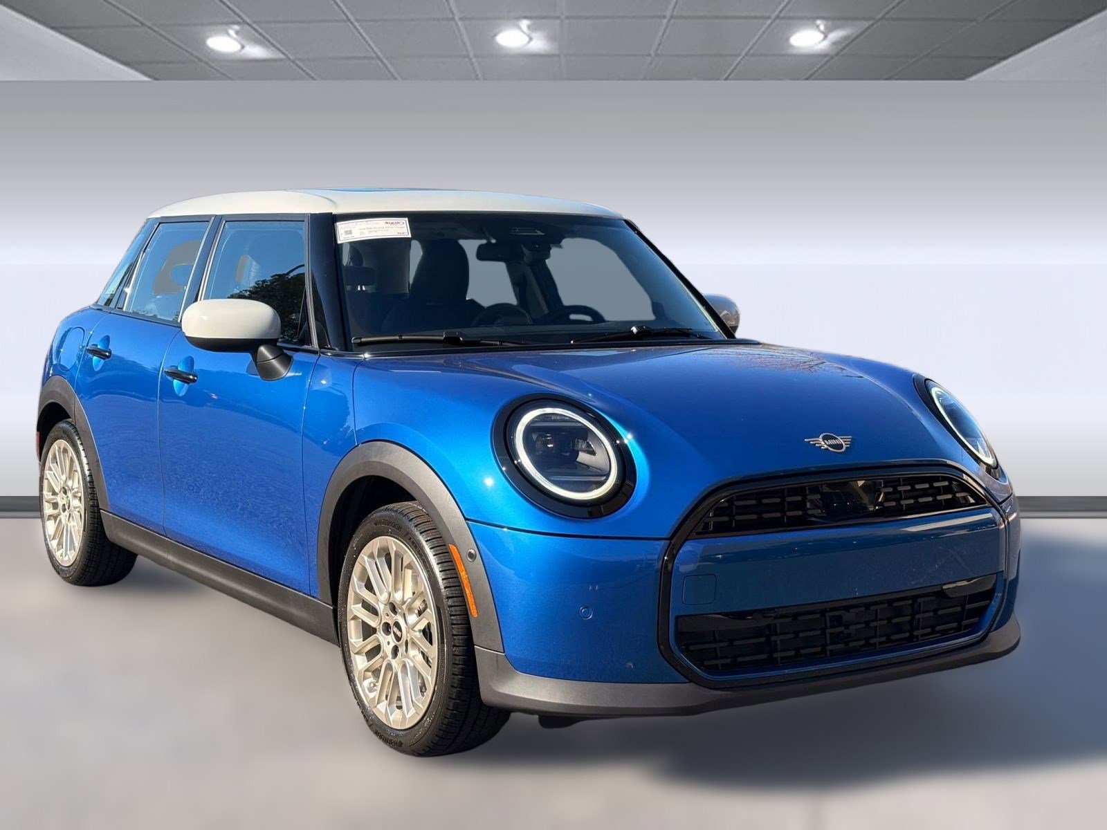 New 2026 MINI Cooper 4-Door Hardtop image 7