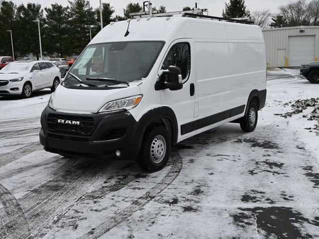 Used 2024 RAM ProMaster 2500 w/ Convenience Group FWD image 3