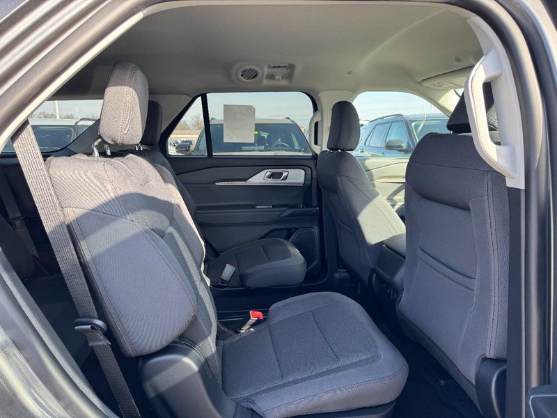 New 2026 Ford Explorer Active AWD/4WD image 5