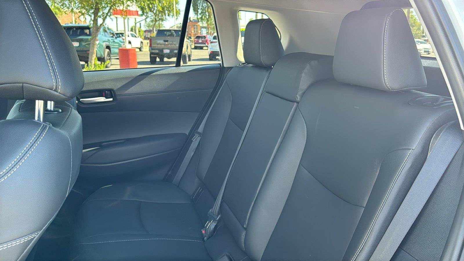 Used 2026 Toyota Corolla Cross XLE w/ Convenience Package FWD image 31