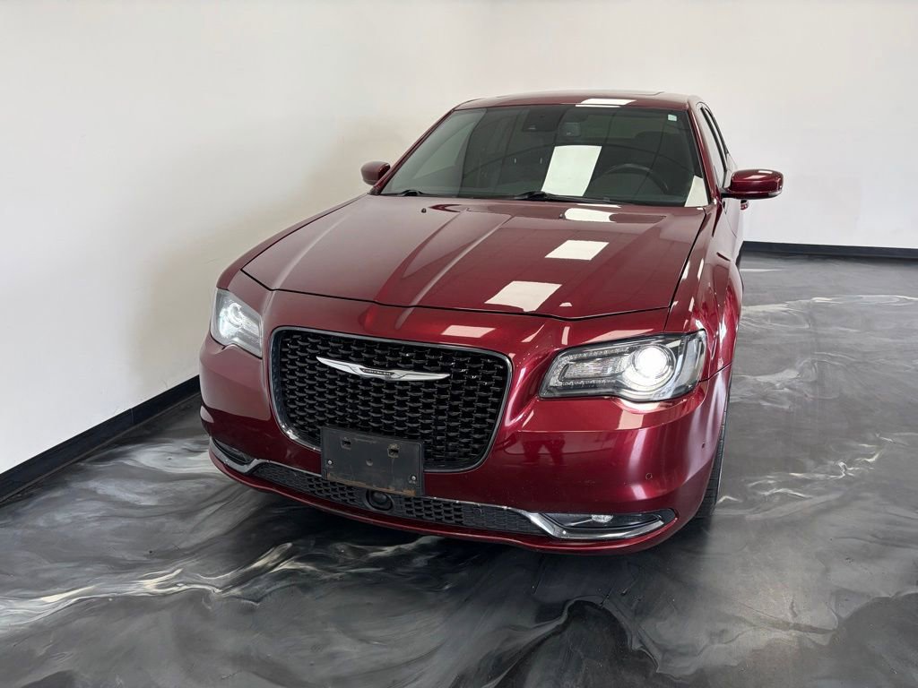 Used 2018 Chrysler 300 S w/ Safetytec Plus Group image 3