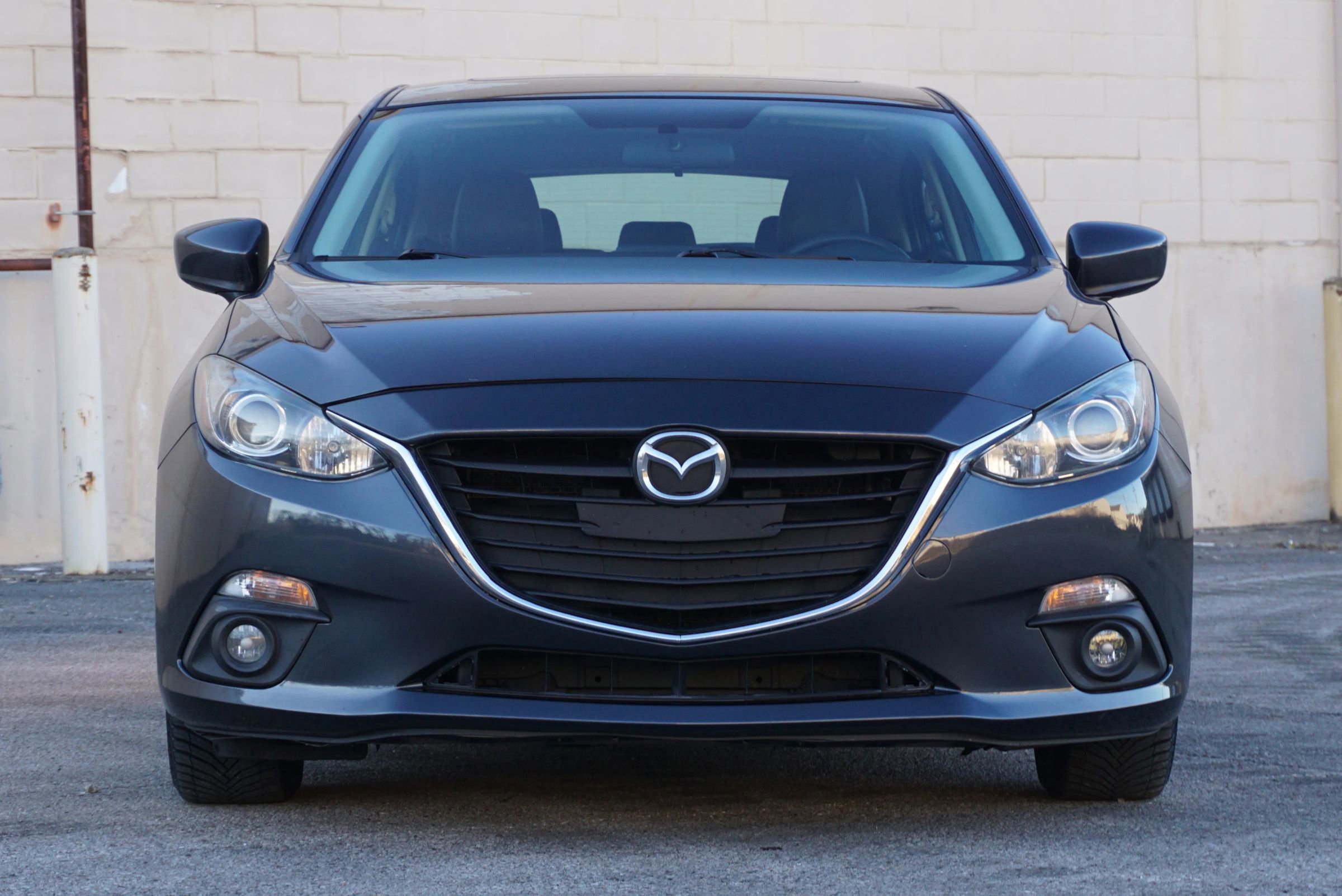 Used 2015 MAZDA MAZDA3 i Grand Touring image 2