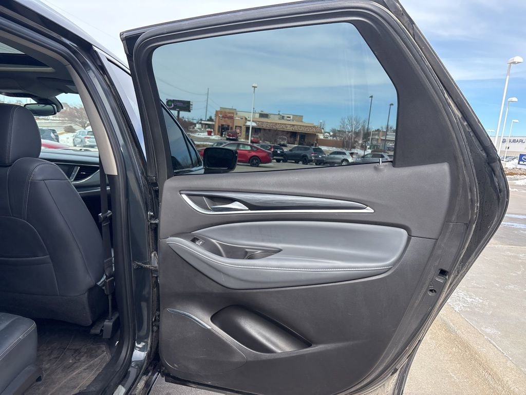 Used 2019 Buick Enclave Premium w/ Experience Buick Package image 30