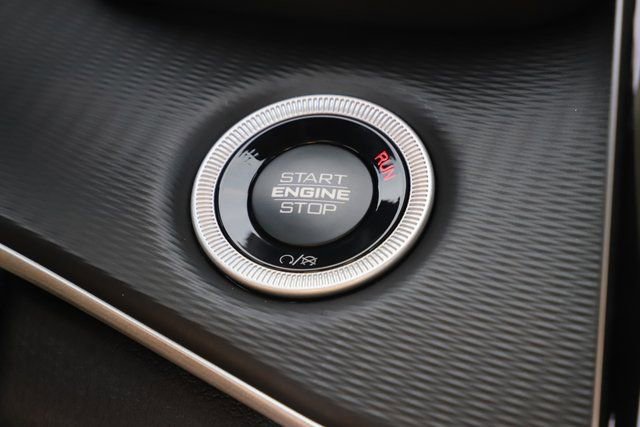 New 2025 Jeep Grand Cherokee L Laredo w/ Luxury Tech Group I image 32