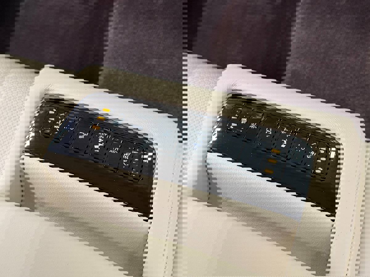 Used 2019 Lexus LS 500 AWD image 34