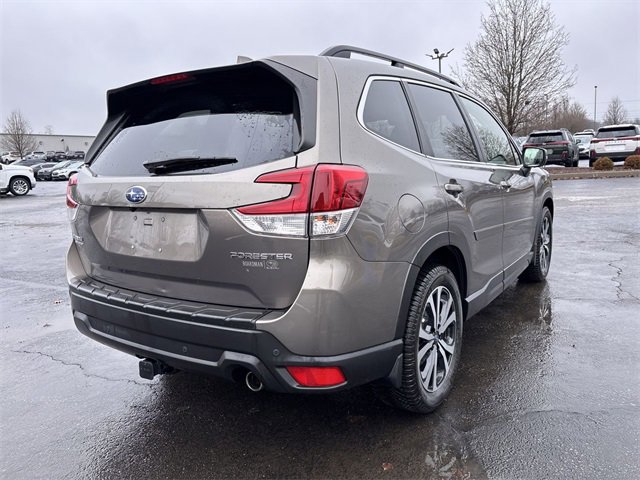 Used 2019 Subaru Forester Limited w/ Popular Package #3 image 11