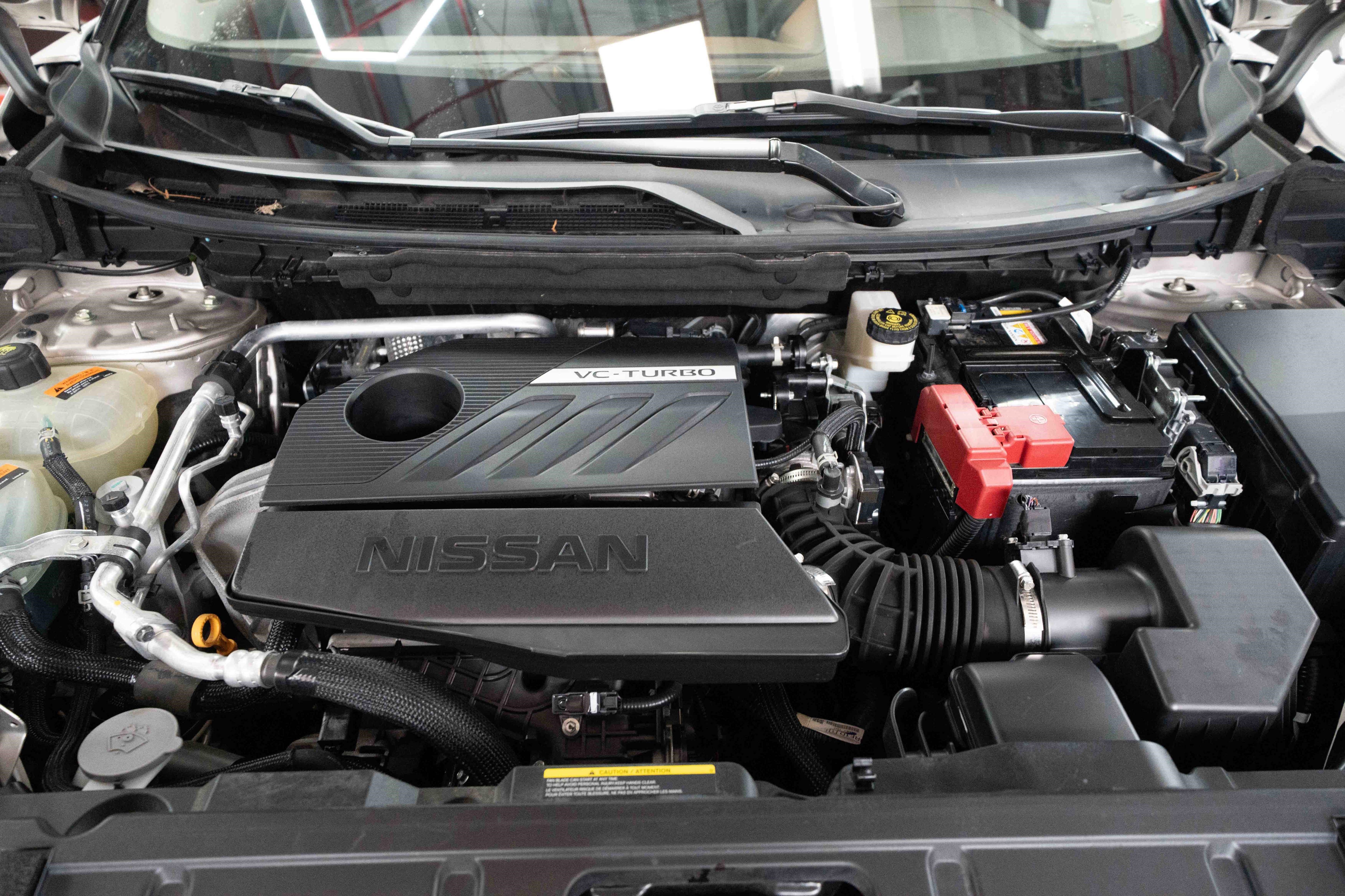 Used 2023 Nissan Rogue SL w/ SL Premium Package image 32