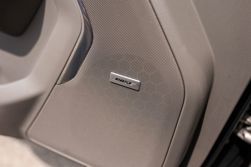 Used 2023 GMC Yukon SLT w/ SLT Premium Package AWD/4WD image 23