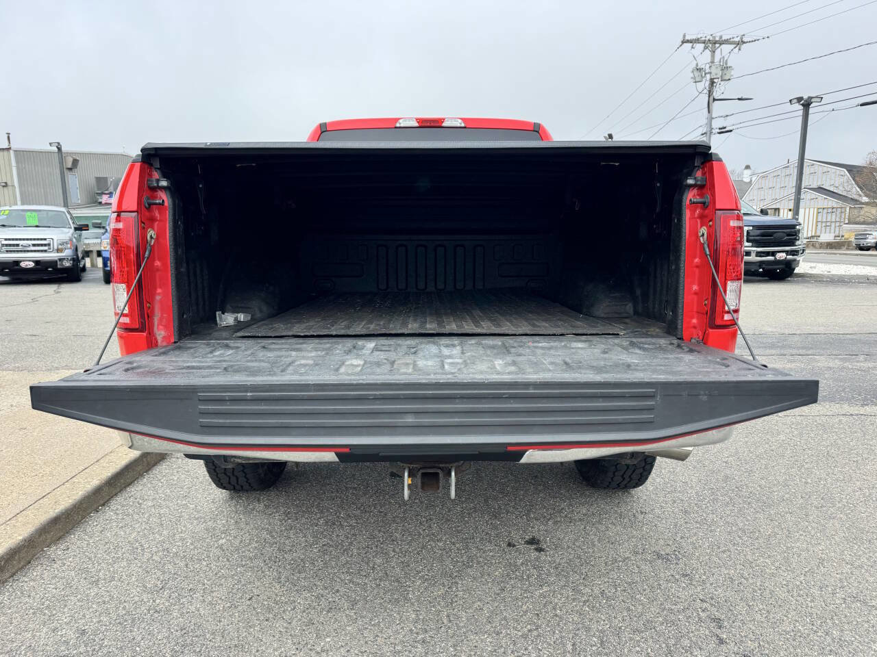 Used 2015 Ford F150 XLT w/ Equipment Group 301A Mid AWD/4WD image 10