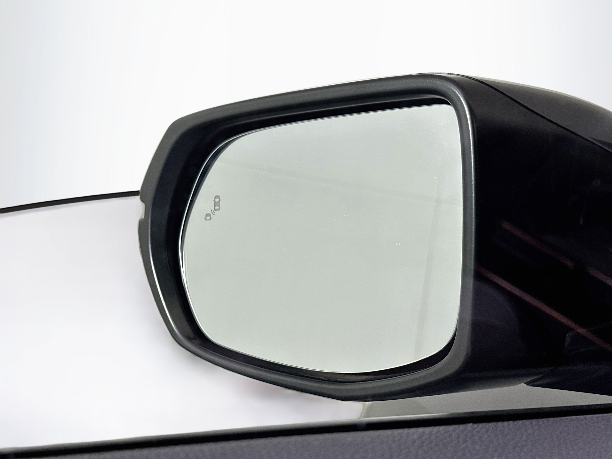 Used 2020 Honda CR-V Touring image 16