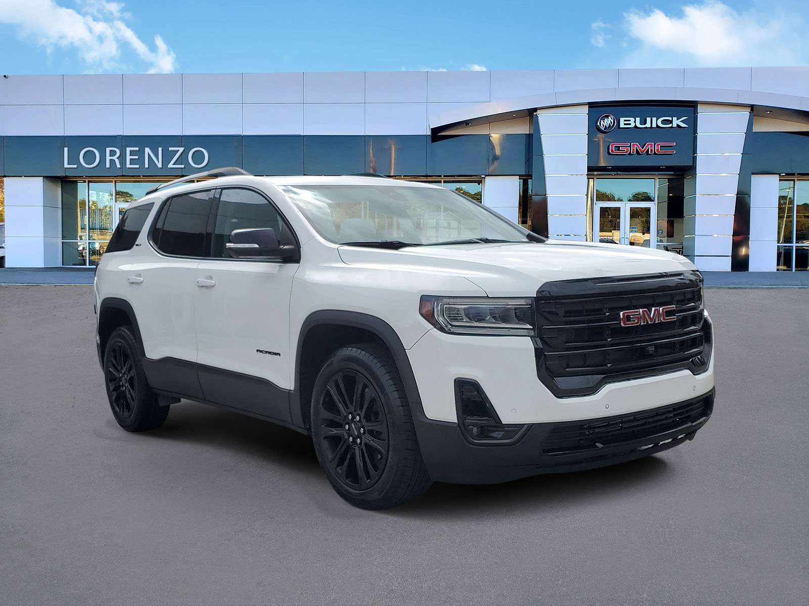 Used 2023 GMC Acadia SLT w/ Elevation Edition image 3