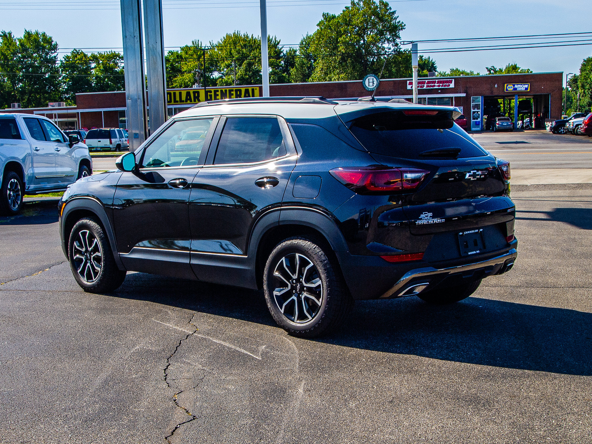 New 2025 Chevrolet TrailBlazer ACTIV w/ Convenience Package FWD image 5