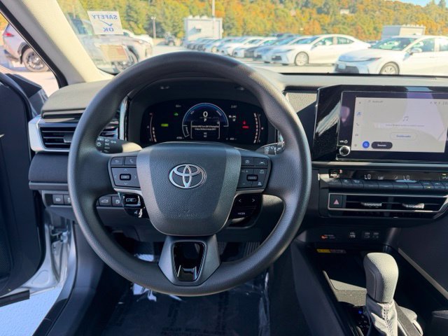 Used 2026 Toyota Camry LE w/ Preferred Package 2 (TMS) FWD image 13