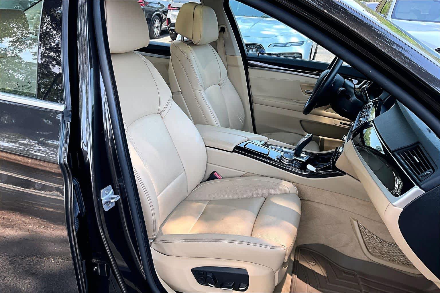 Used 2015 BMW 535i Sedan RWD image 9