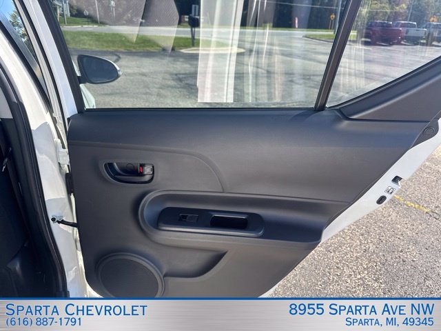 Used 2016 Toyota Prius C One FWD image 28