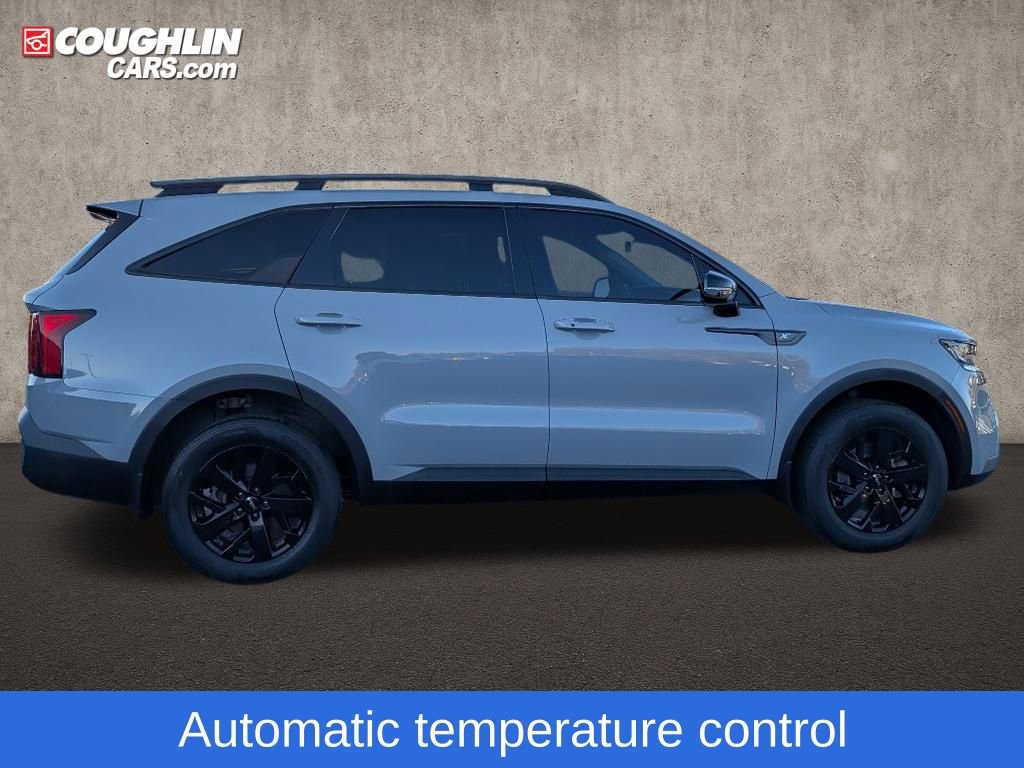 Used 2022 Kia Sorento S w/ Option Group 015 image 9
