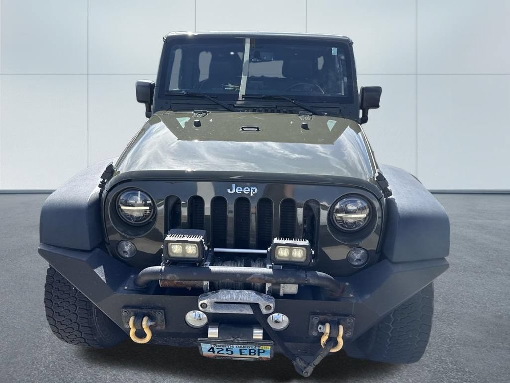 Used 2015 Jeep Wrangler Unlimited Rubicon w/ Max Tow Package AWD/4WD image 6