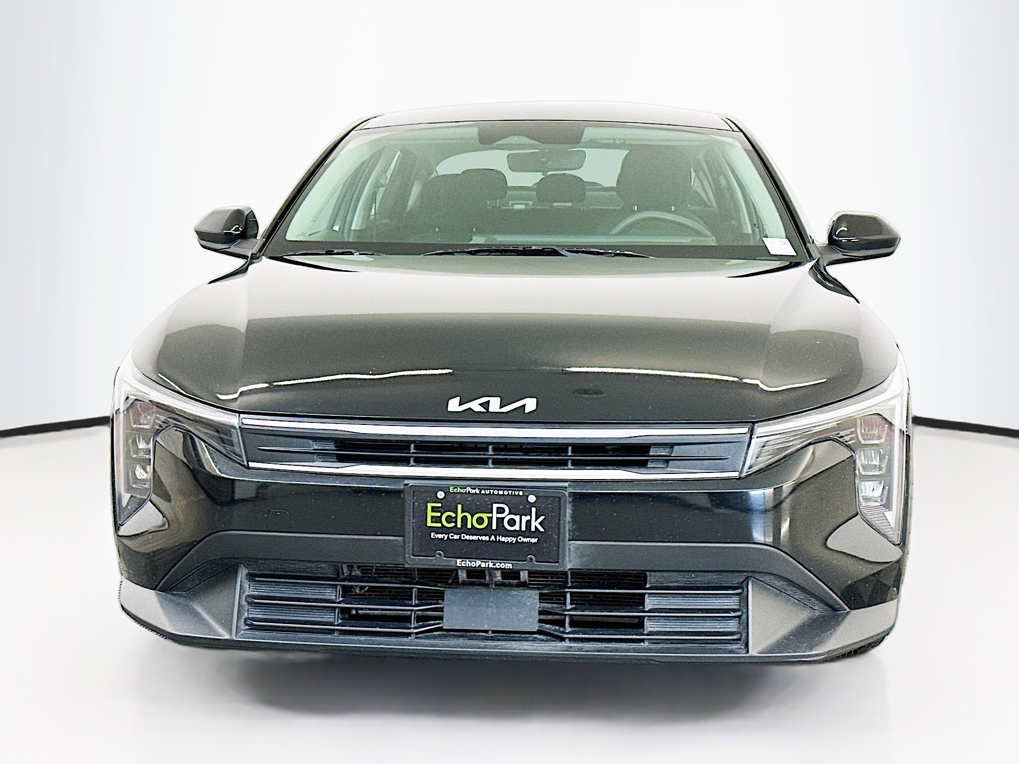 Used 2025 Kia K4 LXS image 2