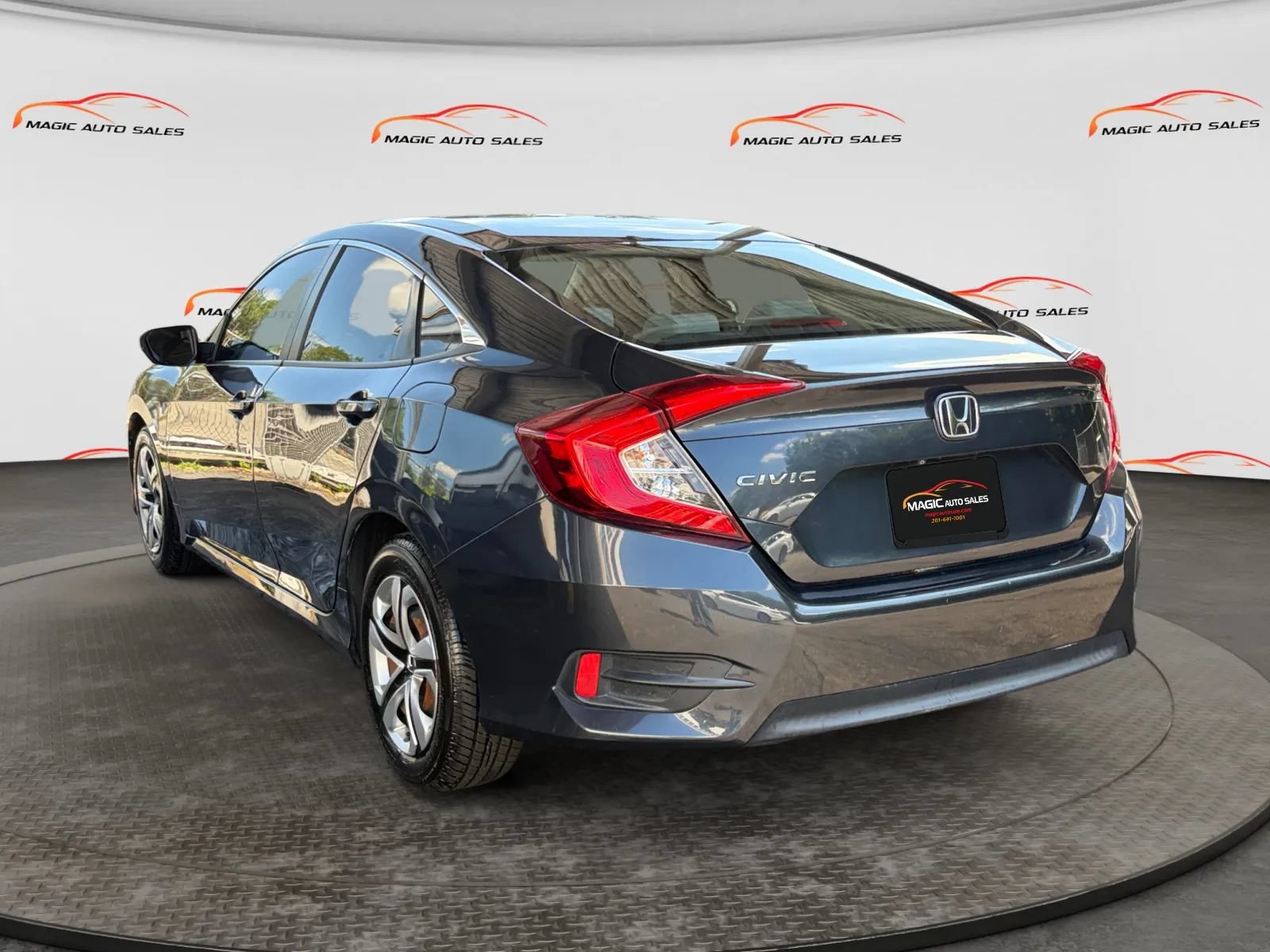 Used 2018 Honda Civic LX image 8