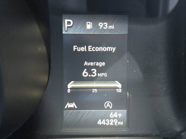 Used 2023 Hyundai Elantra SE w/ Preferred Accessory Package FWD image 16