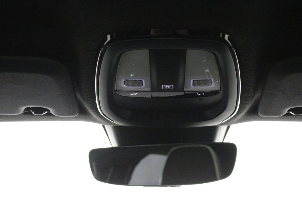 Used 2023 Volvo C40 P8 Recharge Plus image 28