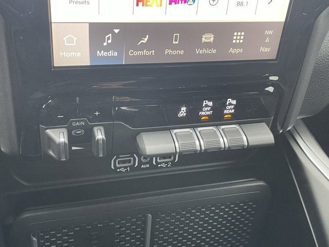 New 2026 RAM 1500 4x4 Crew Cab image 22
