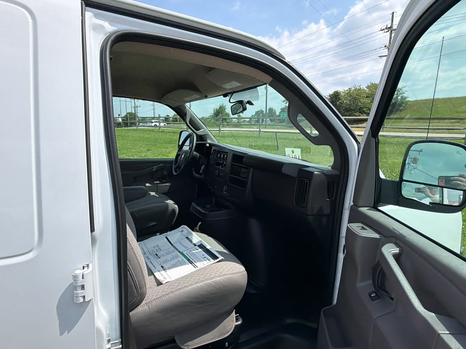 New 2026 Chevrolet Express 3500 w/ Driver Convenience Package RWD image 23
