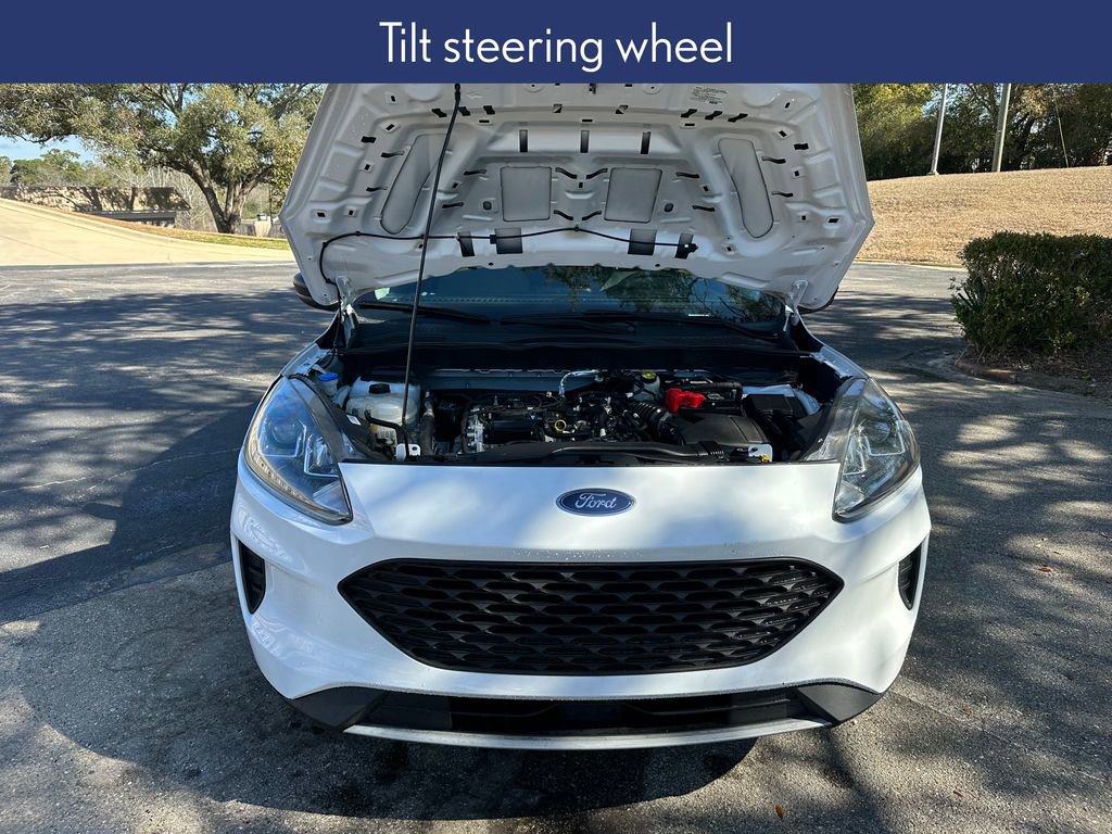 Used 2022 Ford Escape S image 15