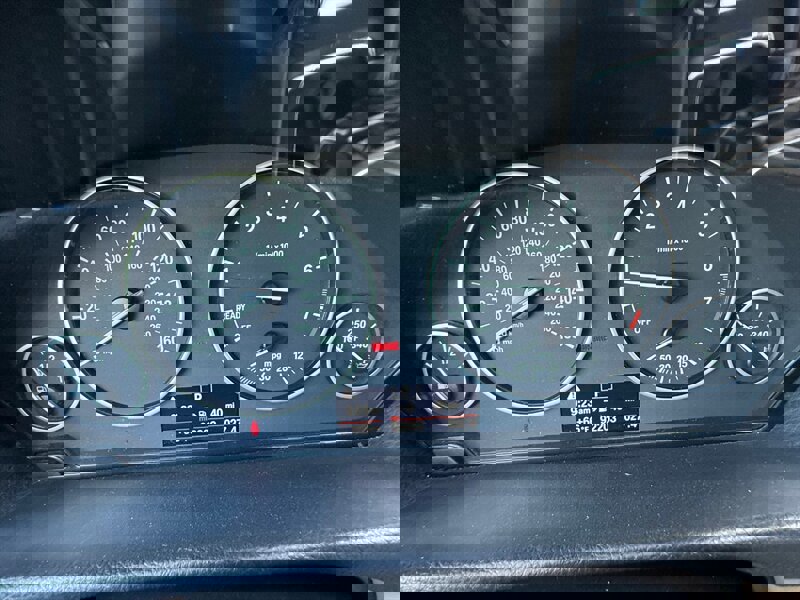 Used 2017 BMW 320i Sedan image 19