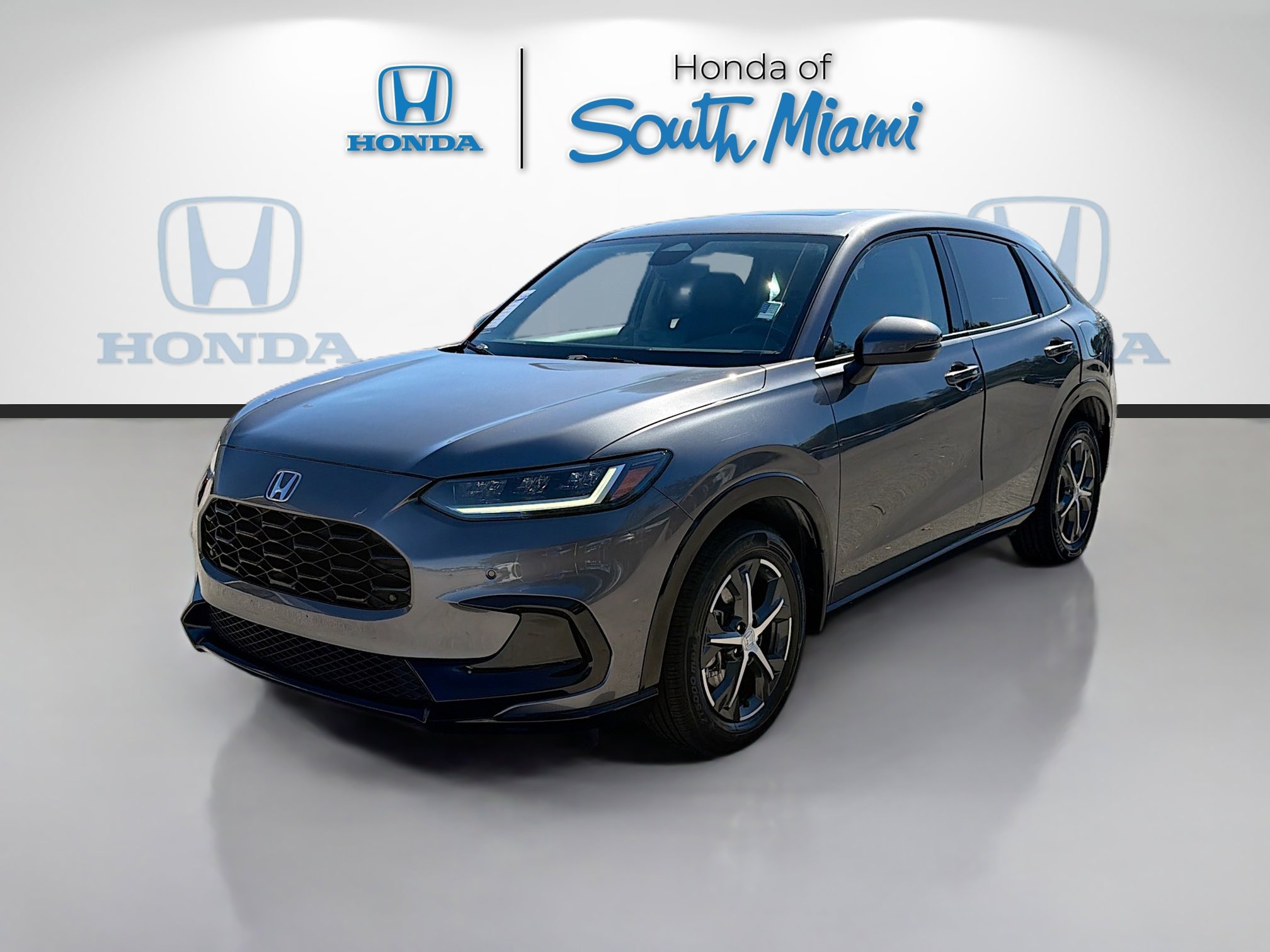 Used 2023 Honda HR-V EX-L image 3