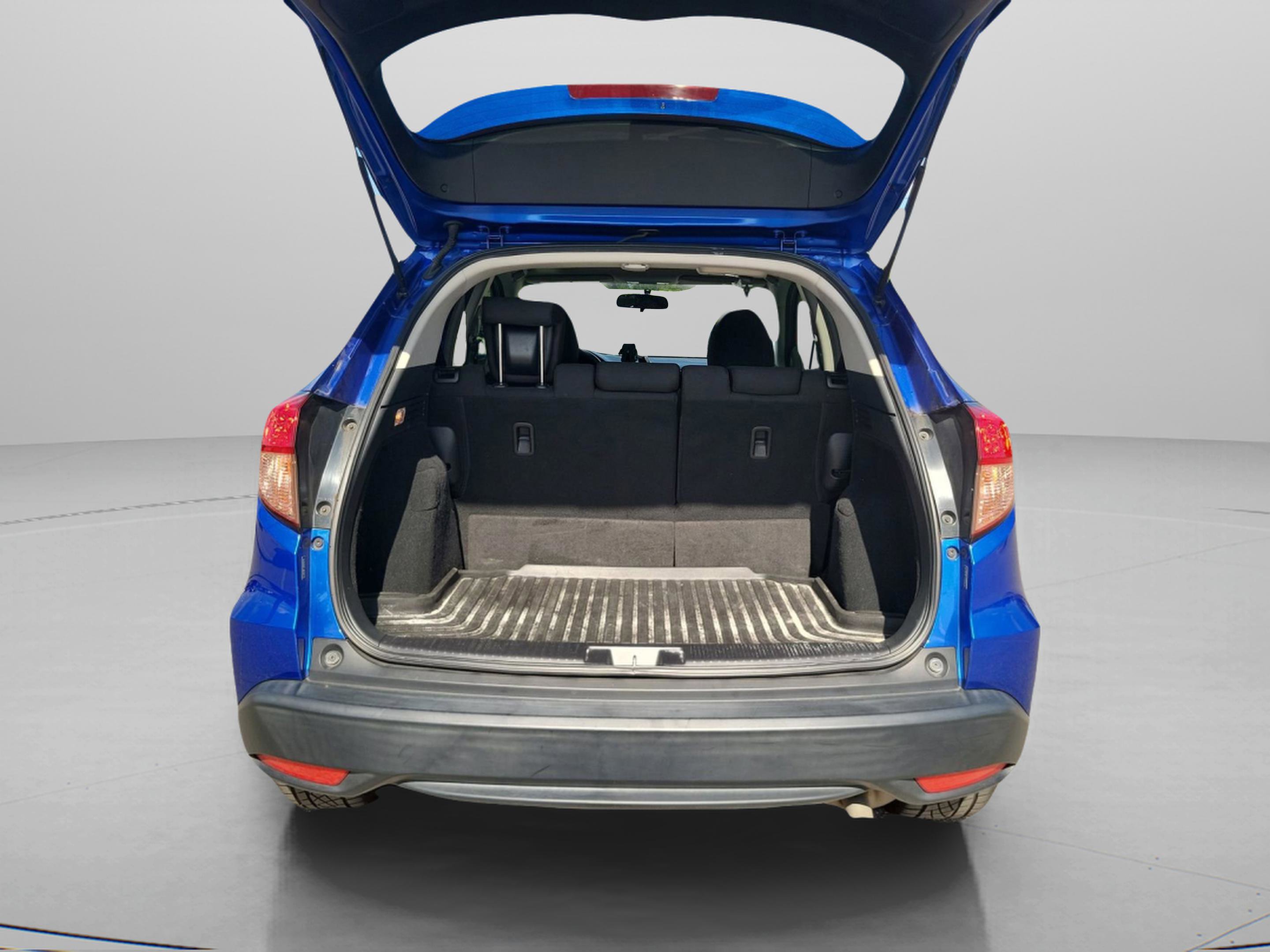 Used 2018 Honda HR-V EX image 29