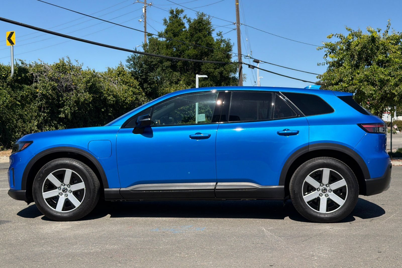 Used 2024 Honda Prologue EX image 7
