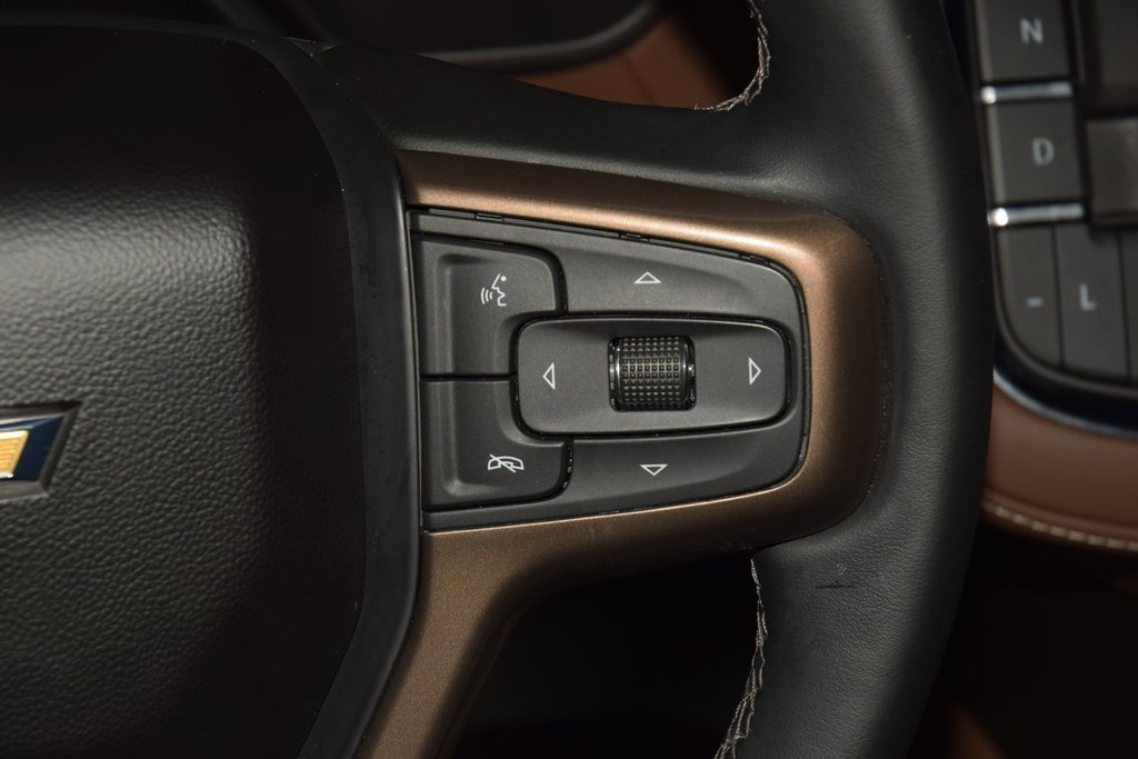 Used 2024 Chevrolet Suburban High Country image 38