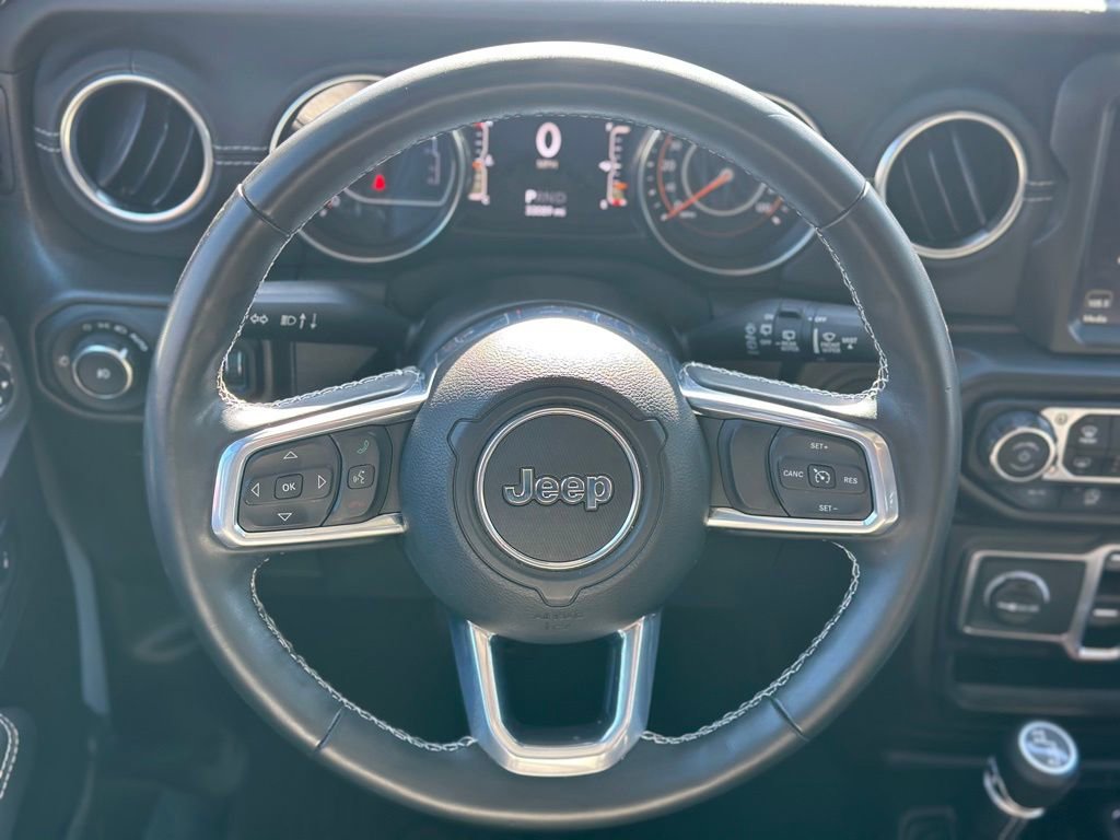 Used 2022 Jeep Wrangler Unlimited Sahara w/ Cold Weather Group image 4