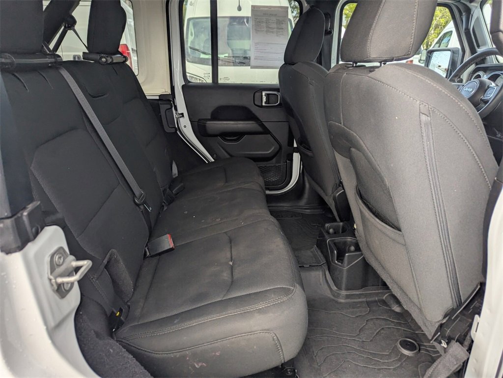 Used 2023 Jeep Wrangler Sahara image 13