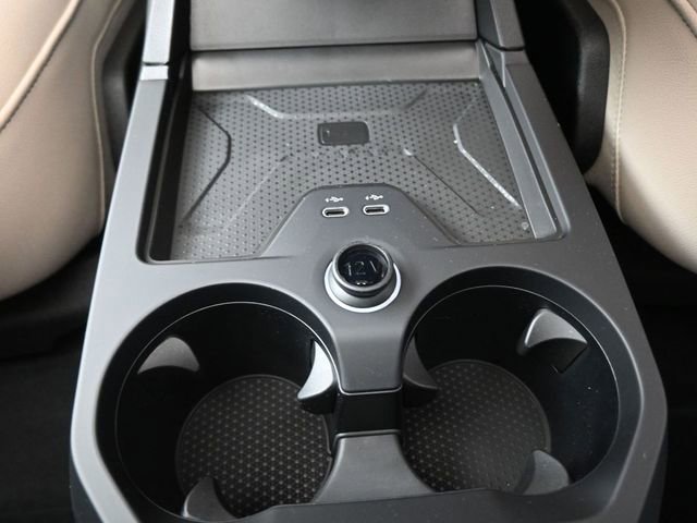 New 2025 BMW iX xDrive50 AWD/4WD image 3