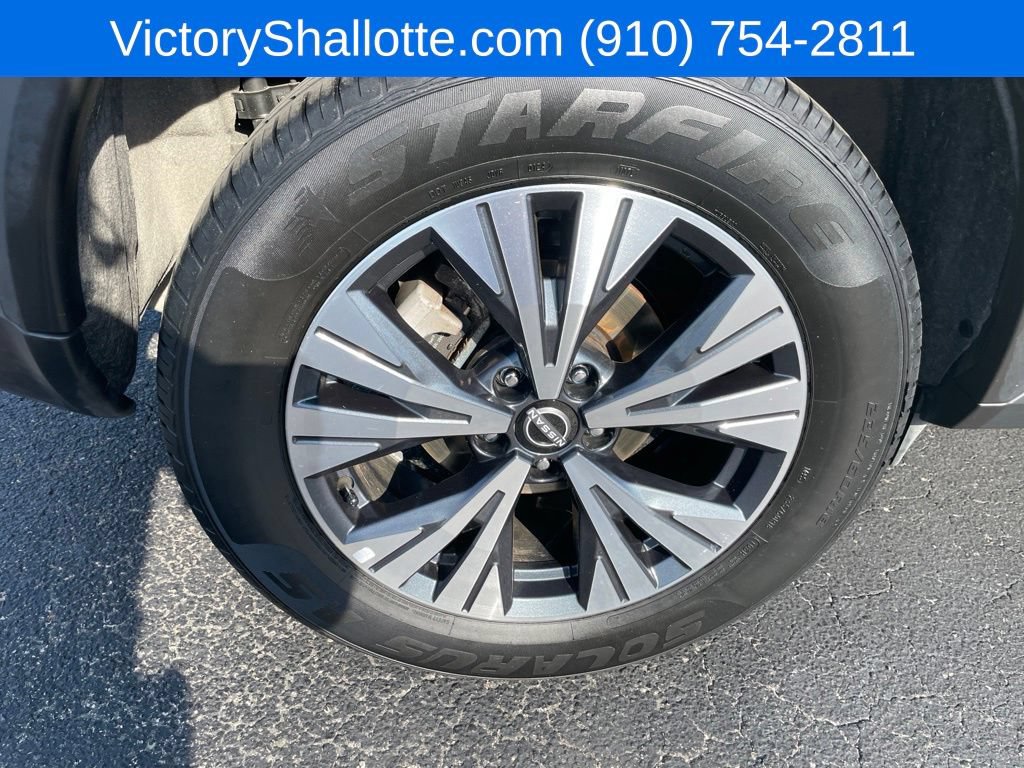 Used 2023 Nissan Rogue SV AWD/4WD image 10