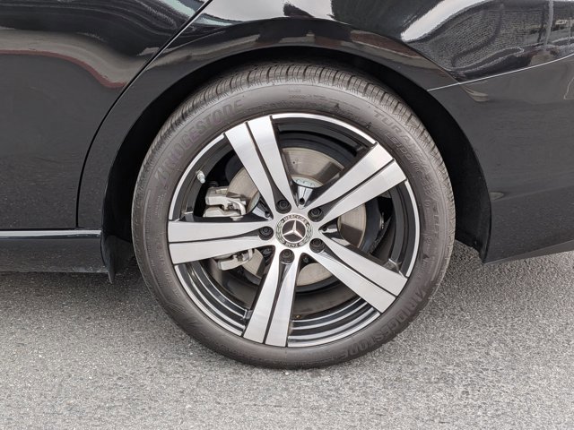 Used 2024 Mercedes-Benz C 300 Sedan image 24