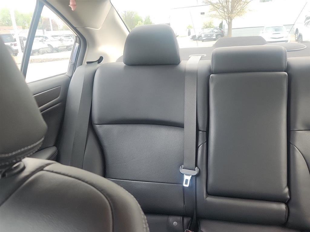 Used 2016 Subaru Legacy 2.5i Limited AWD/4WD image 20