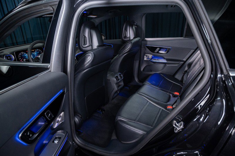 New 2026 Mercedes-Benz GLC 300 image 25