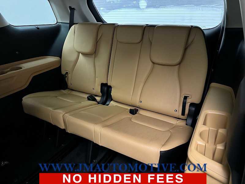 Used 2022 Kia Carnival EX FWD image 16