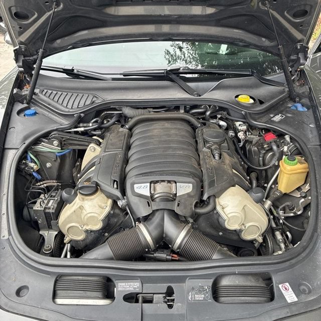 Used 2013 Porsche Panamera S RWD image 10