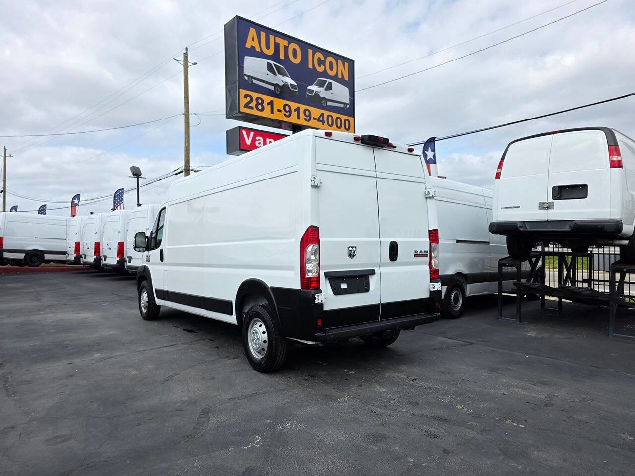 Used 2019 RAM ProMaster 2500 w/ Mopar Trailer Tow Group image 2