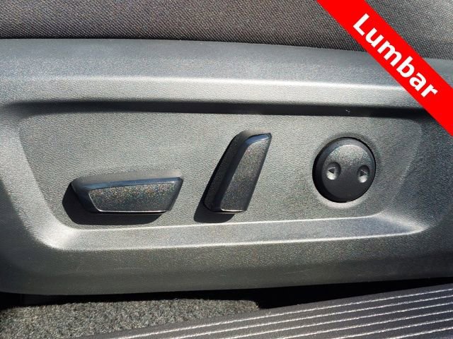 Used 2024 Nissan Rogue SV image 16