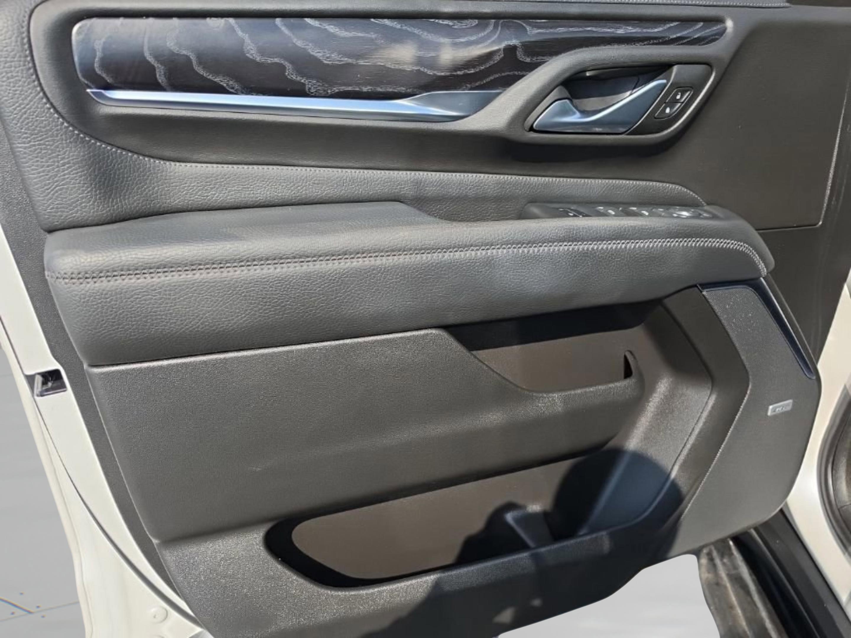 Used 2021 GMC Yukon Denali w/ LPO, Illumination Package image 19