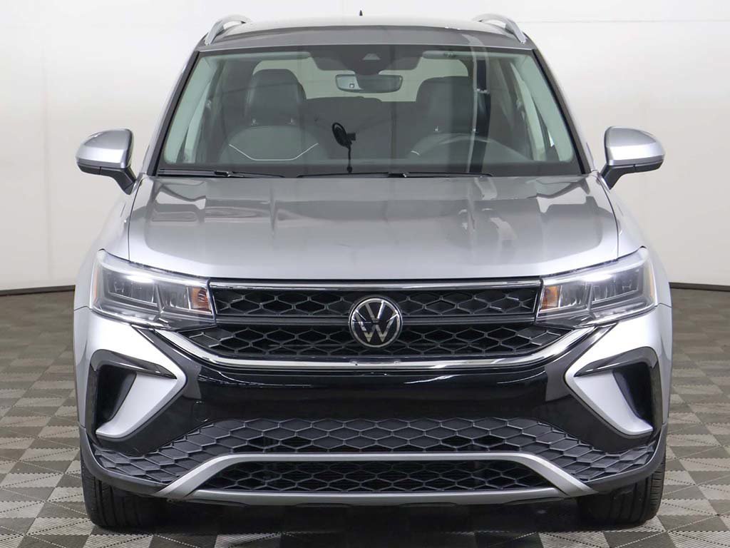 Used 2023 Volkswagen Taos SE FWD image 12